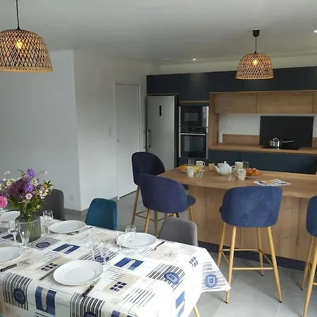 Holiday home Maison Familiale, Confortable, Au Coeur Du Village *